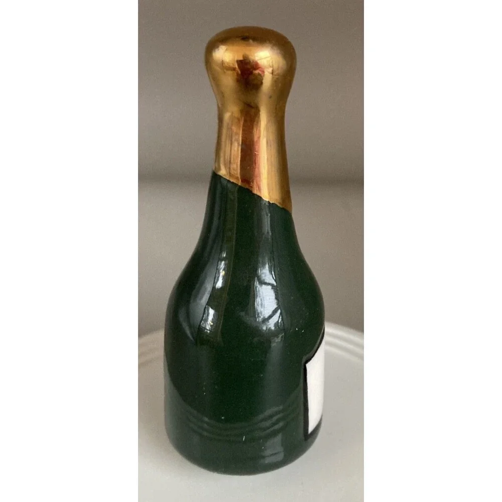 Nora Fleming mini - CHAMPAIGN BOTTLE 